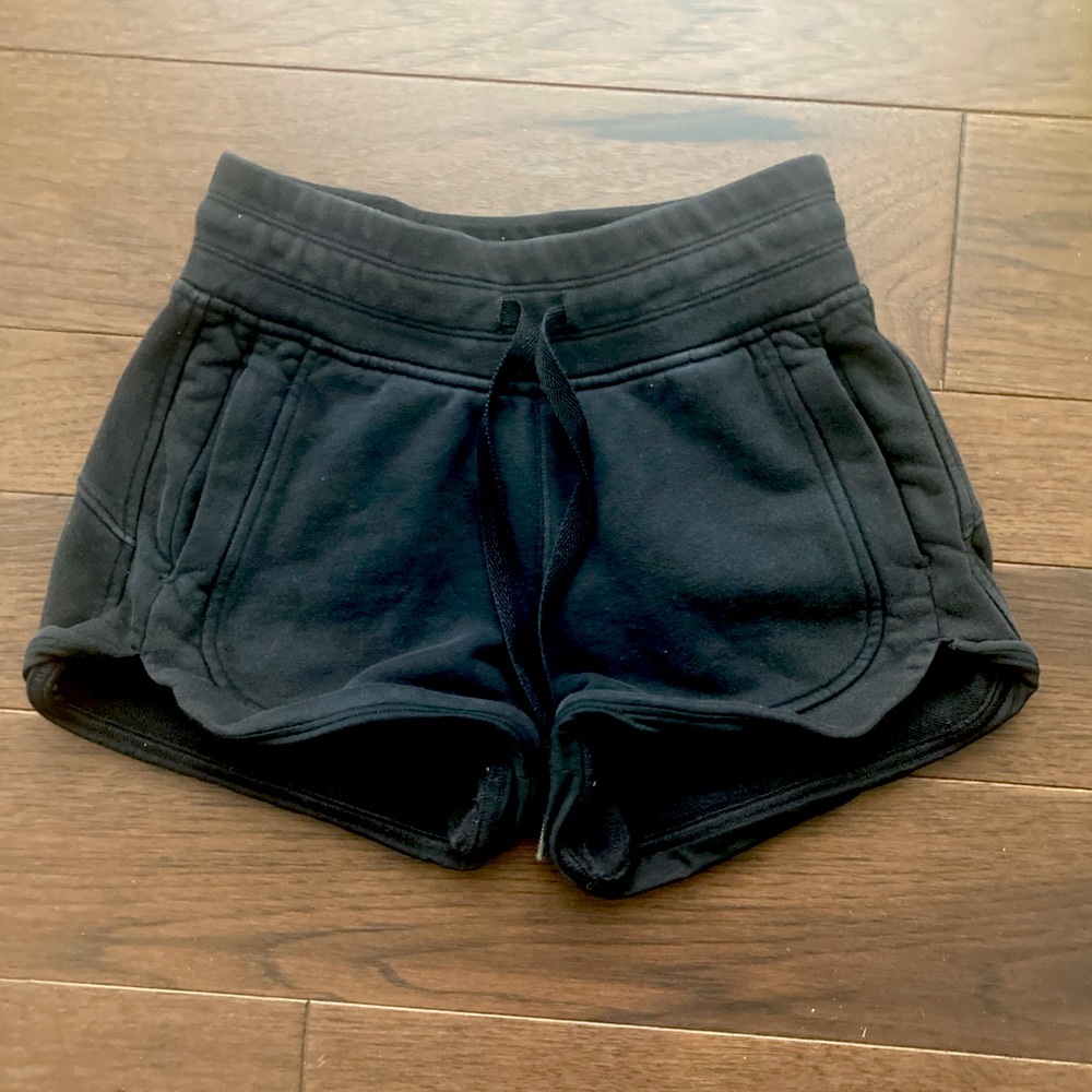 LULULEMON black shorts - Size 2